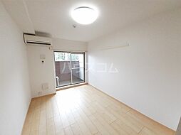 近鉄京都線 上鳥羽口駅 バス10分 岩ノ本町下車 徒歩7分の賃貸マンション 1階1Kのリビング/ダイニング