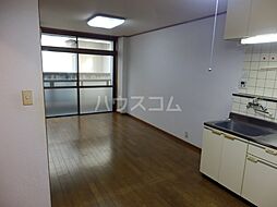 JR総武線 船橋駅 徒歩10分の賃貸マンション 1階2LDKのリビング/ダイニング