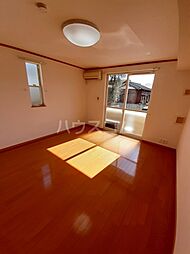 スプリングカレント 101 1階ワンルームのリビング/ダイニング