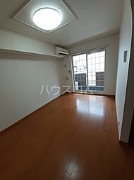 カシミールＢ 102 1階1LDKのリビング/ダイニング