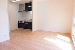 ベルウッド深池 102 1階ワンルームのリビング/ダイニング