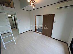 ドルフィンスルーII 201 2階1LDKのリビング/ダイニング