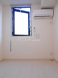 リブリ・Ｄｅａｒ　ｃｏｕｒｔ 106 1階ワンルームのリビング/ダイニング