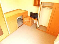 レオパレスケルンたかさき 205 2階1Kのリビング/ダイニング