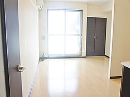 レオネクストメゾン柏井 202 2階1Kのリビング/ダイニング