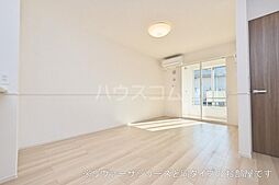 小田急小田原線 鶴川駅 バス5分 鶴川市民センター入口下車 徒歩4分の賃貸アパート 1階1LDKのリビング/ダイニング