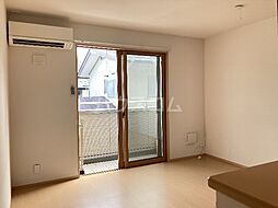 マ・メールＮａｔｓｕ 201 2階1LDKのリビング/ダイニング