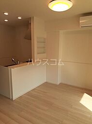 カーサ・エスポア 102 1階1LDKのリビング/ダイニング