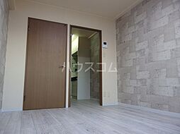 多摩都市モノレール 中央大学・明星大学駅 徒歩4分の賃貸マンション 2階1Kのリビング/ダイニング