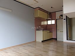 サウスヒル南平 203 2階ワンルームのリビング/ダイニング