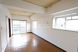 マンション菅沼 101 1階3LDKのリビング/ダイニング