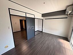 サンパレス市川 1階1DKのリビング/ダイニング