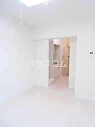 ビューパレー市川 1階ワンルームのリビング/ダイニング