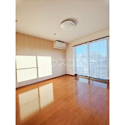 JR東海道本線 三島駅 バス8分 徳倉入口下車 徒歩6分の賃貸マンション 3階1Kのリビング/ダイニング