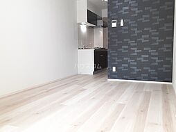 名古屋市営桜通線 鶴里駅 徒歩7分の賃貸アパート 1階1LDKのリビング/ダイニング