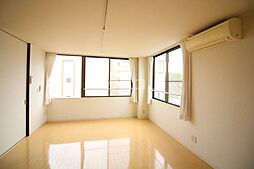 オスト三島 3階1LDKのリビング/ダイニング