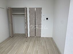 ＲＡＦＦＬＥ　ＯＺＯＮＥII　Ｓｏｕｔｈ　Ｇａｒｄｅｎ 106 1階1Kのリビング/ダイニング