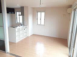 トレ・リザイア　Ｂ 302 3階3LDKのリビング/ダイニング