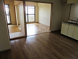 名古屋市営鶴舞線 原駅 徒歩14分の賃貸マンション 4階3DKのリビング/ダイニング