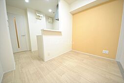 ヴィラモンシャン塚本 205 2階1DKのリビング/ダイニング