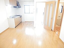 ハイツカトレア 203 2階2LDKのリビング/ダイニング