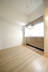 プレサンスタワー北浜 307 3階1DKのリビング/ダイニング