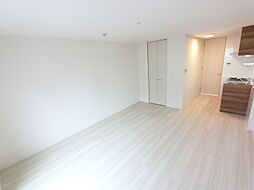 セゾン ド ジャルダン 105 1階ワンルームのリビング/ダイニング