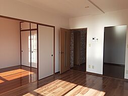 ルミエール緑岡　Ａ 2階3LDKのリビング/ダイニング