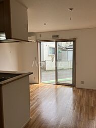 ニューグリーンコート 101