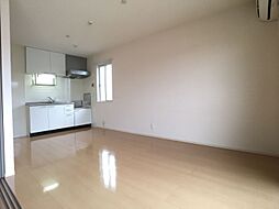 プリムヴェール 205 2階2DKのリビング/ダイニング