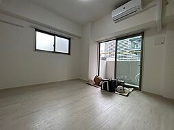 ガーデンクォーツ新梅田 4階1Kのリビング/ダイニング