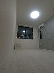 トレフェリクス東十条 203 2階ワンルームの寝室