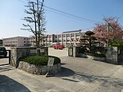 【小学校】長久手市立西小学校まで671ｍ