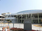 【高校】沼津中央高等学校まで953ｍ