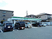 【コンビニエンスストア】ファミリーマート 富士柚木店まで678ｍ