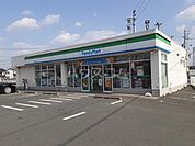 【コンビニエンスストア】ファミリーマート 豊川上野店まで903ｍ