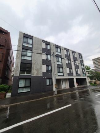 ＲＥＳＩＤＥＮＣＥ　ＳＨＩＮＭＥＩ　ＭＡＲＵＹＡＭＡ 102｜北海道札幌市中央区北四条西２２丁目(賃貸マンション1LDK・1階・34.00㎡)の写真 その1