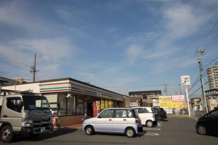 画像17:名港線　日比野駅　3番出入口(公共施設)まで700m