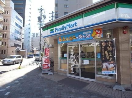 画像17:ファミリーマート名古屋新栄二丁目店(コンビニ)まで513m