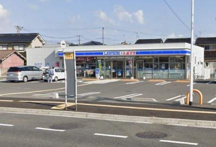 画像18:ローソン 鳥取西品治店(コンビニ)まで421m