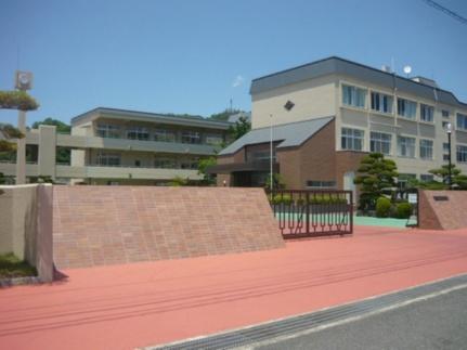 画像14:矢掛中学校(中学校)まで906m