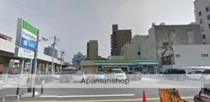 画像18:ファミリーマート栗林公園前店(コンビニ)まで363m