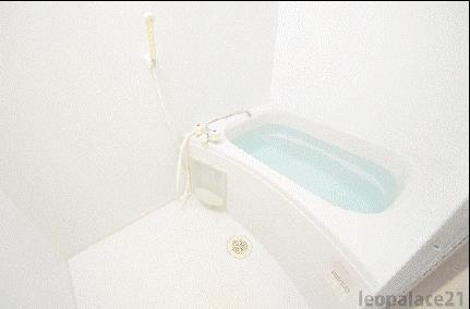 画像12:浴室