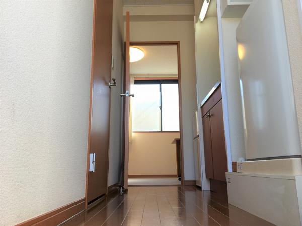 レオパレスシャルマン 3階 | 埼玉県さいたま市桜区栄和 賃貸マンション 外観
