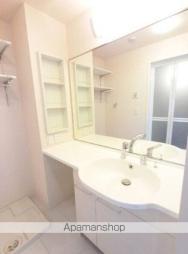 カトリエーム B